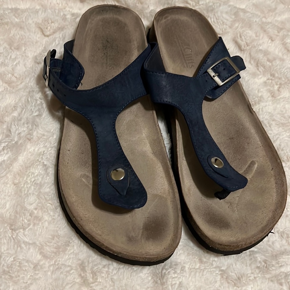 Slide shoes